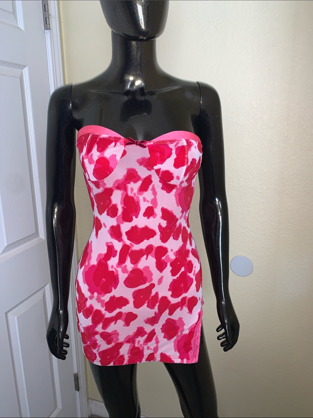 New Pink Strapless Hot Pink Leopard-Print Mini Dress, Size Small, NWOT